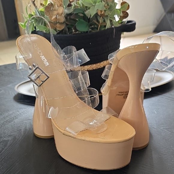 Fashion Nova Shoes - Fashion Nova Nude Platform Heels with Clear Straps
